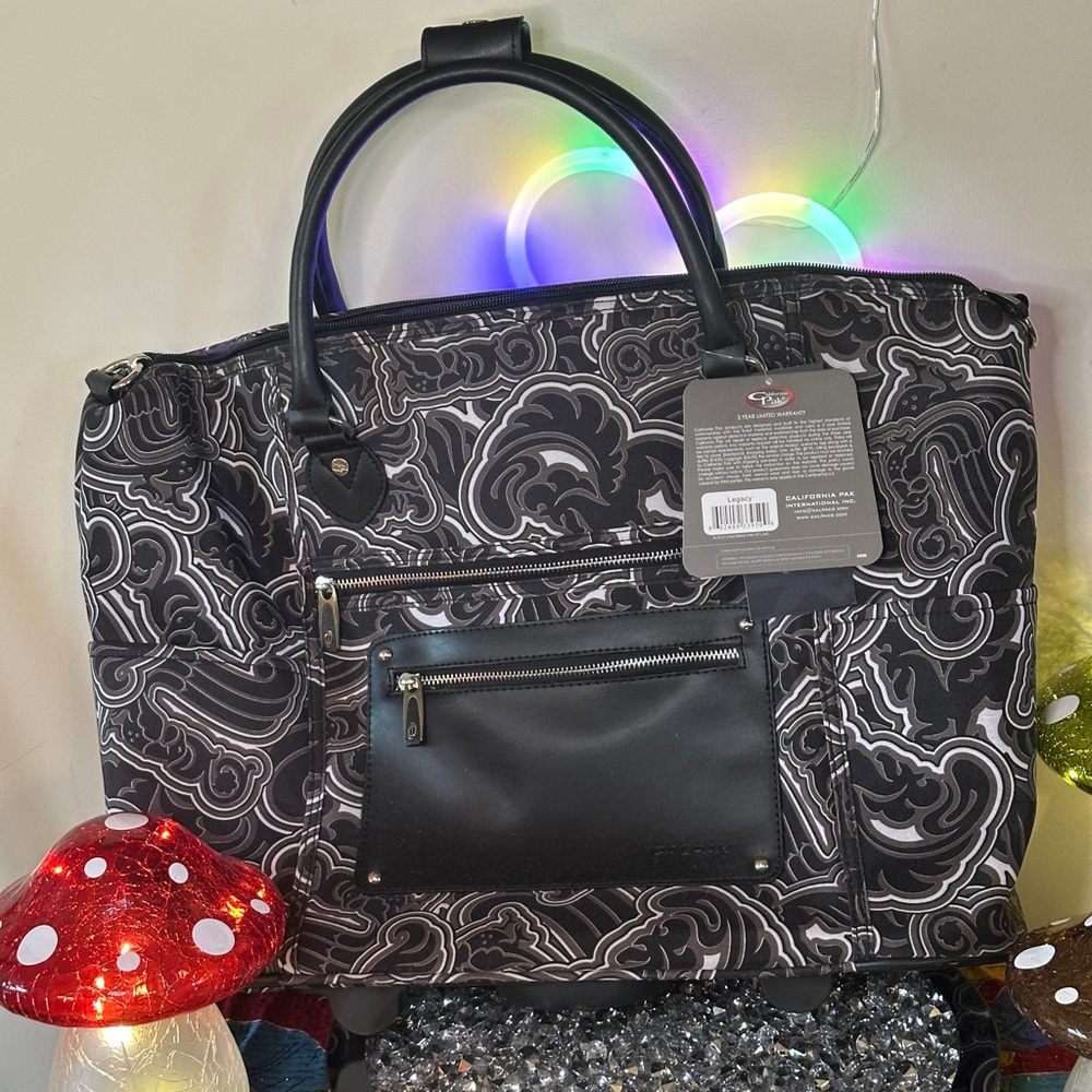 NWT - CALPAK Zanny 21 Rolling Carry On.